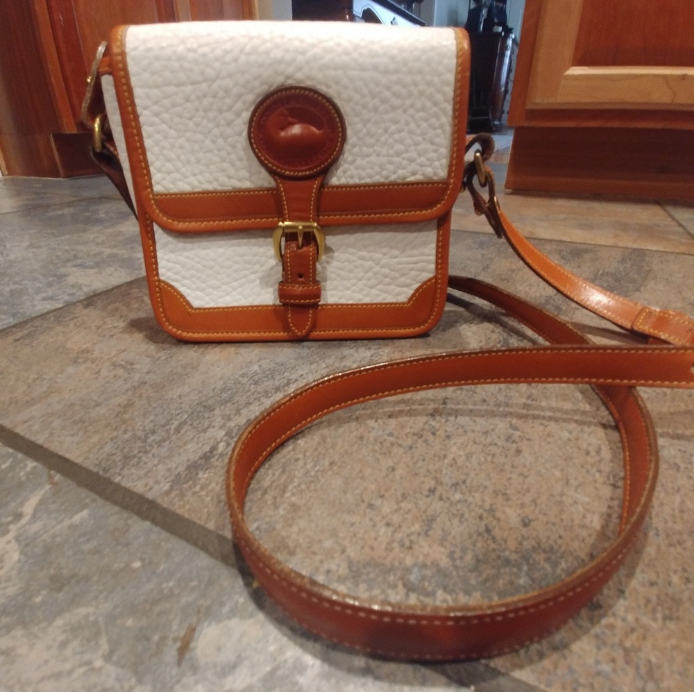 Vintage Dooney & Bourke White Crossbody Purse